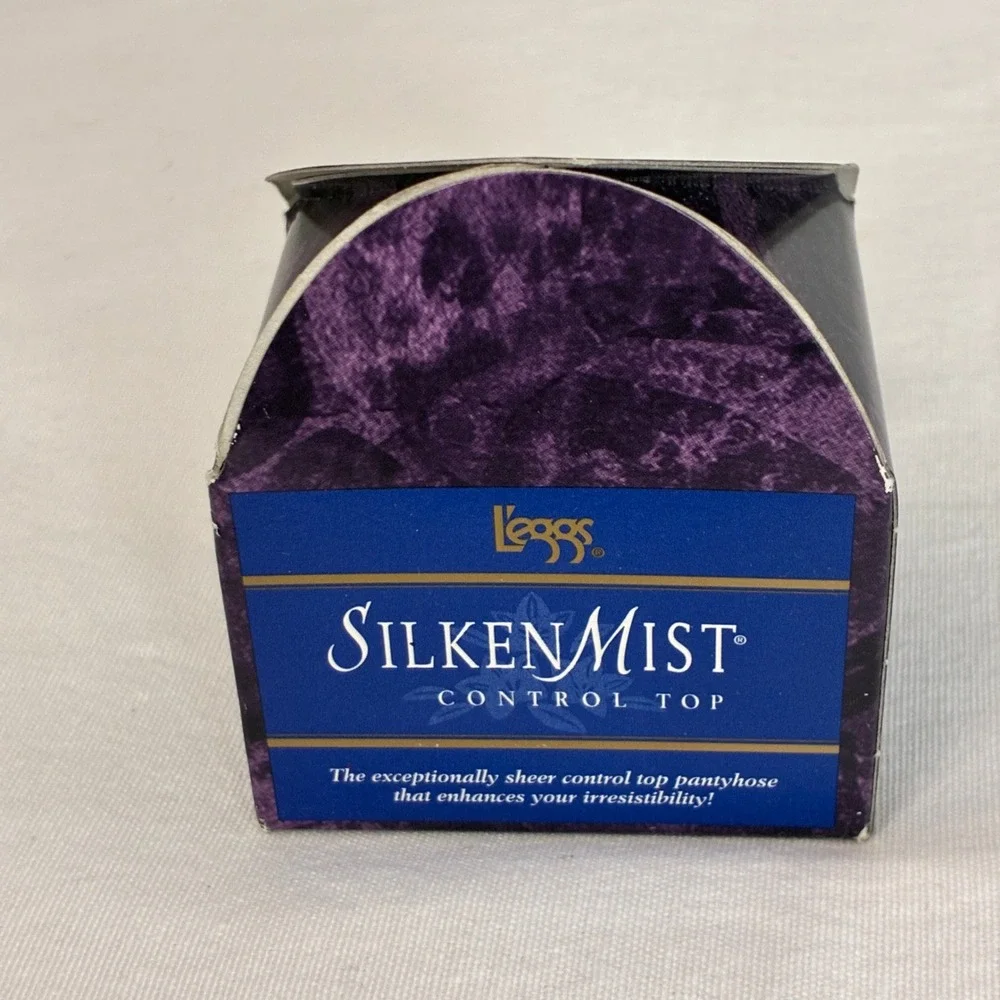 L'eggs Silken Mist Women‎ Size B Navy Control Top Sheer Toe Pantyhose 90's